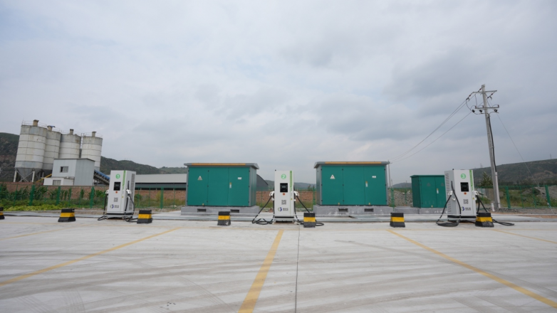 河南充电桩展会讯：绿电智联与神木德林荣邦新能源石窑店充换电站正式投运