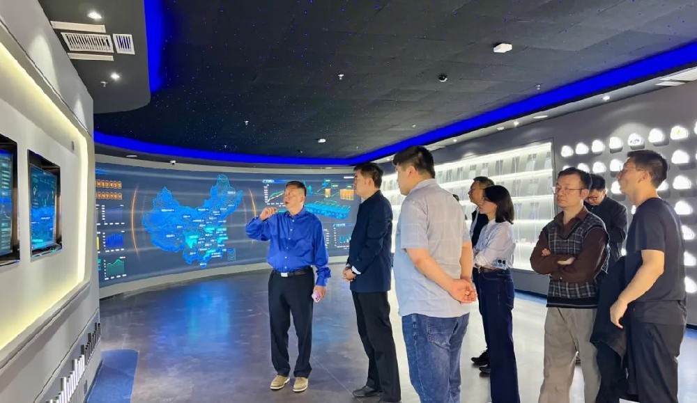 云快充已构建覆盖380余座城市的充电网络，直连充电终端突破61万个